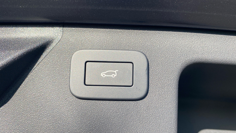 Land Rover Discovery Sport 2.0 D200 Dynamic SE 5dr Auto [5 Seat] Diesel Station Wagon